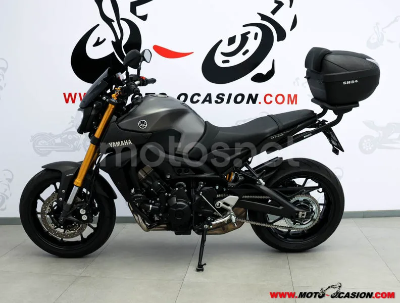 Yamaha MT-09 – Vista 7