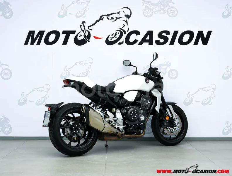 Honda CB 1000R – Vista 3