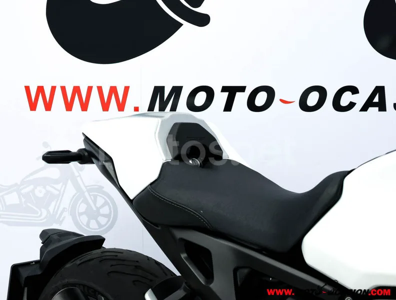 Honda CB 1000R – Vista 10