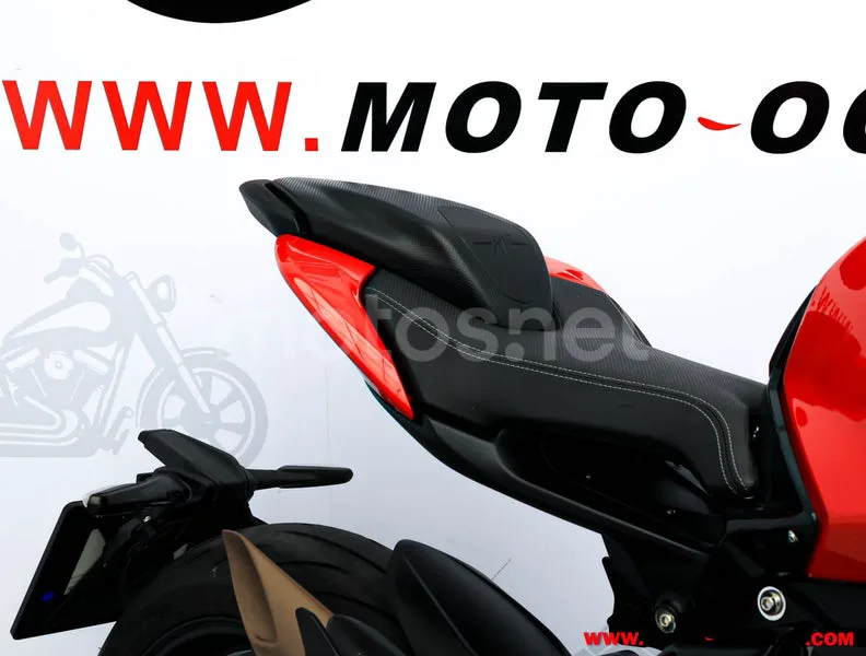 MV Agusta Brutale – Vista 11