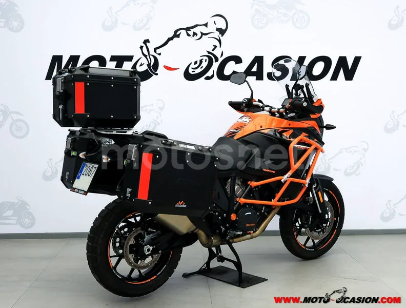 KTM 1090 Adventure – Vista 3