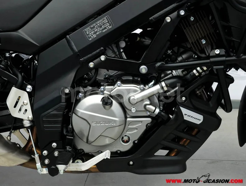Suzuki V-Strom 650 – Vista 5