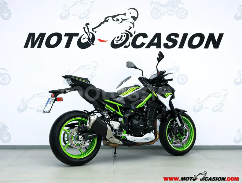Kawasaki Z900 – Vista 3
