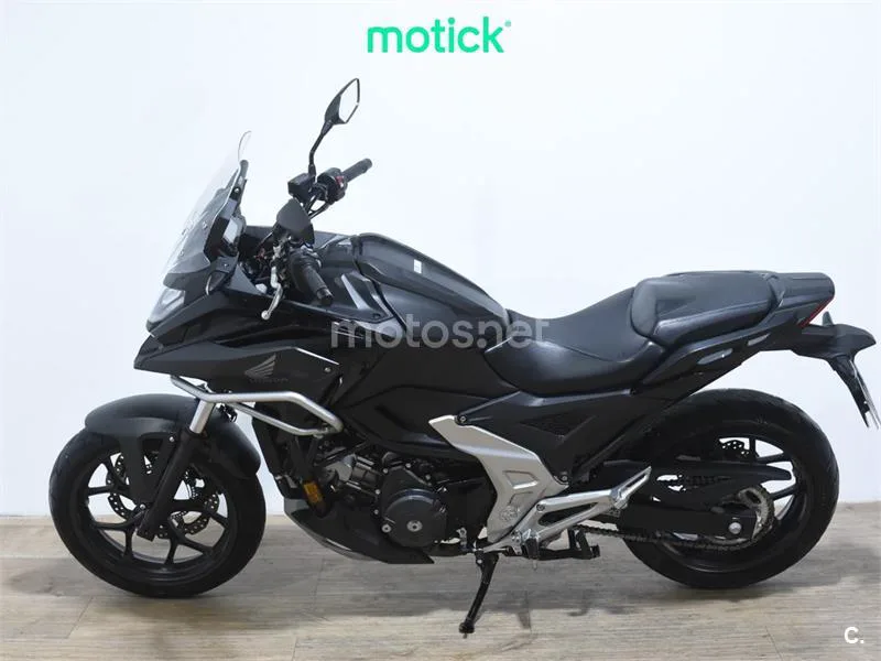 Honda NC 750 X – Vista 7