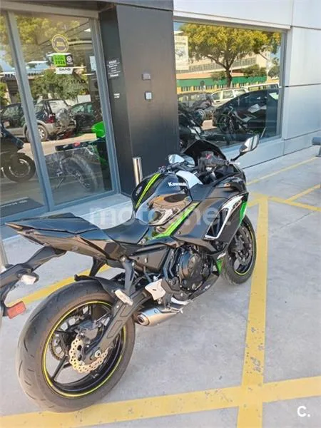 Kawasaki Ninja 650 – Vista 4