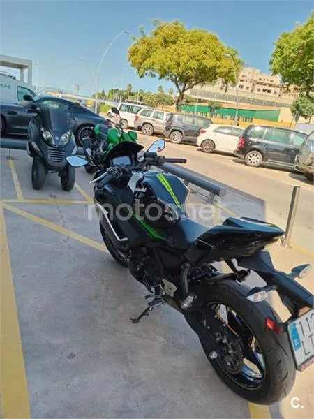 Kawasaki Ninja 650 – Vista 8