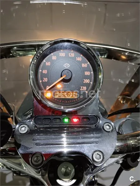 Harley-Davidson Sportster Superlow – Vista 14