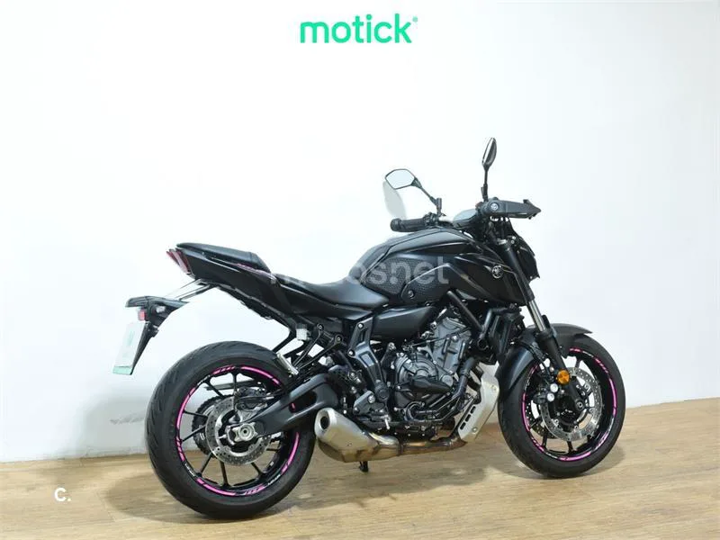 Yamaha MT-07 – Vista 10