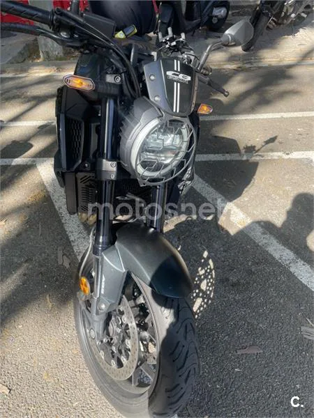 Honda CB 650 R – Vista 5