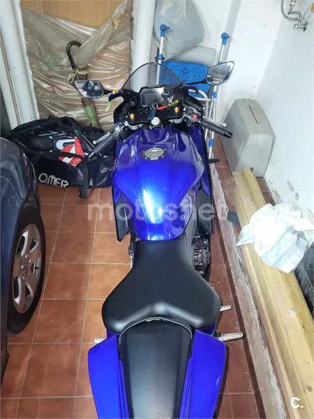 Yamaha R7 – Vista 3