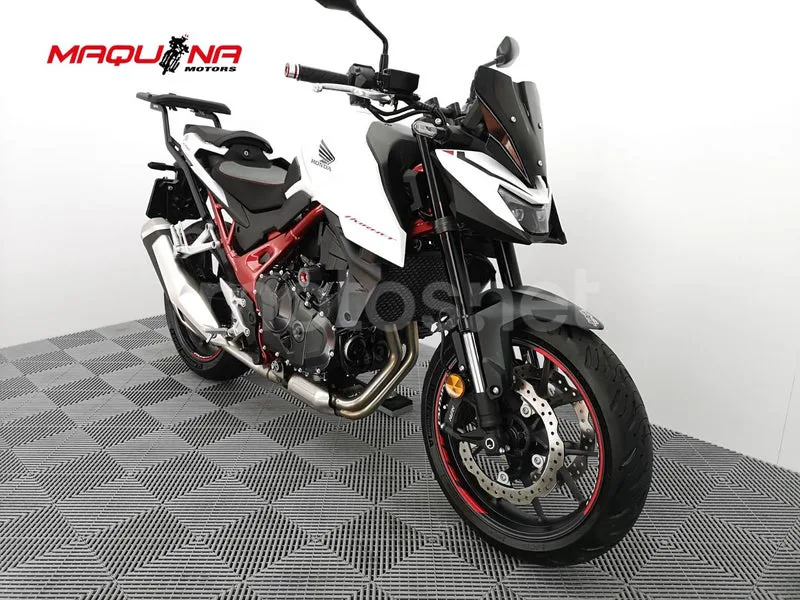 Honda CB 750 Hornet E-Cluth 6390 € 2026 Barcelona - 2
