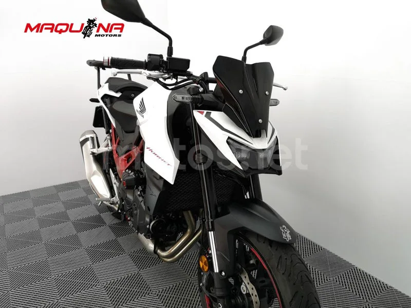 Honda CB 750 Hornet E-Cluth – Vista 3