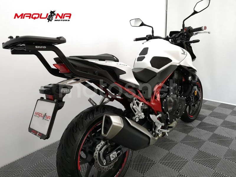 Honda CB 750 Hornet E-Cluth – Vista 5