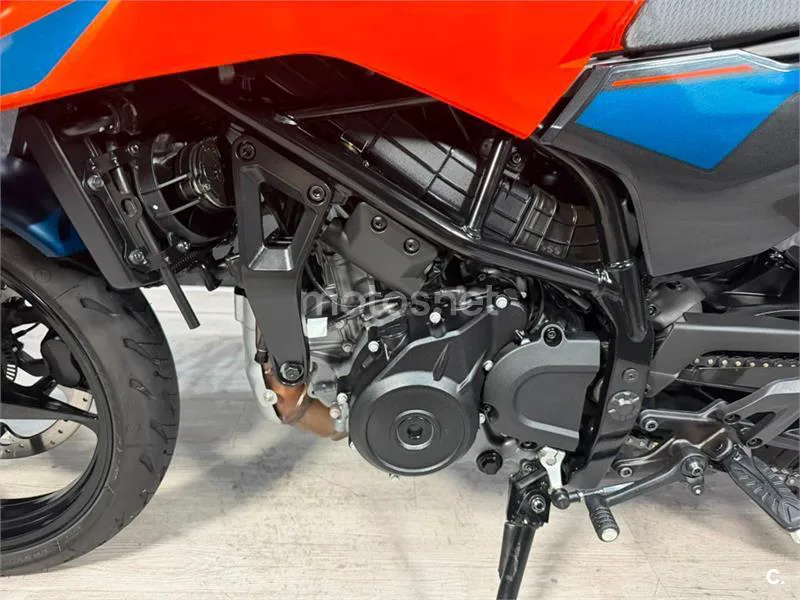 KTM 125 – Vista 15