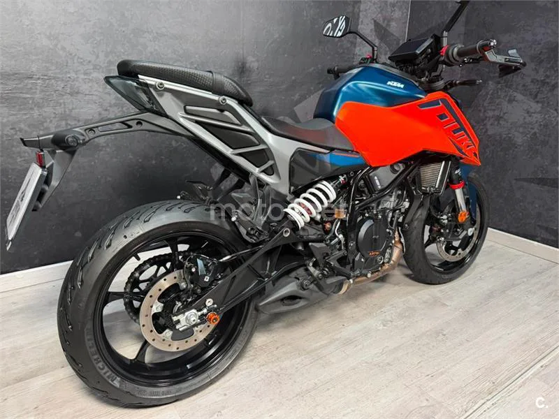 KTM 125 – Vista 8
