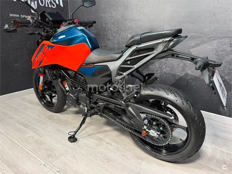 KTM 125 – Vista 9