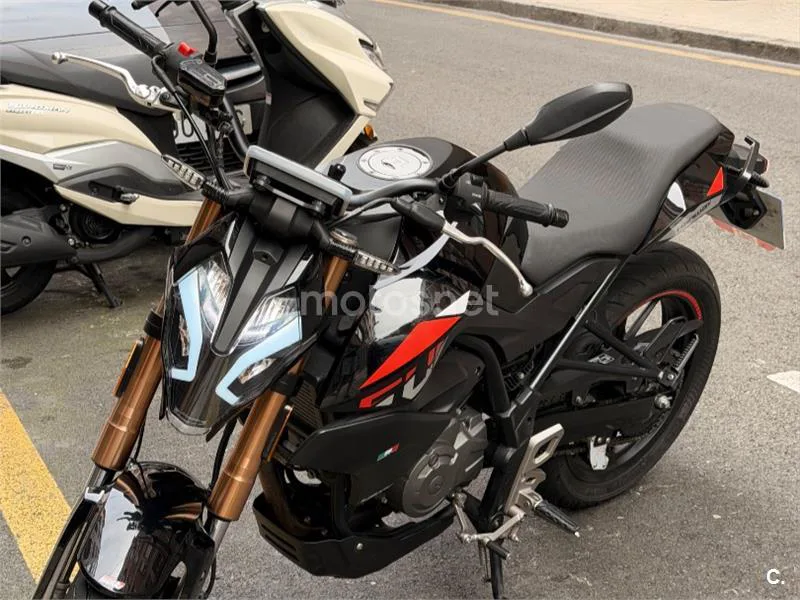 Keeway RK V125C - Vista 5