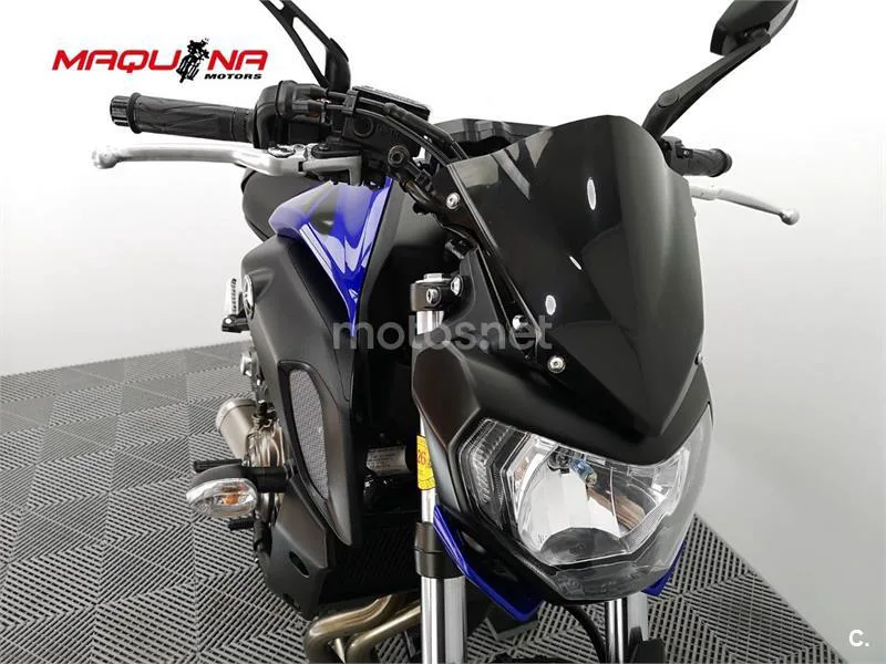 Yamaha MT-07 – Vista 16