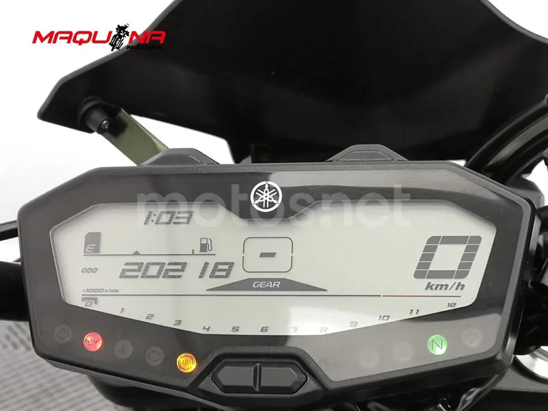 Yamaha MT-07 – Vista 9