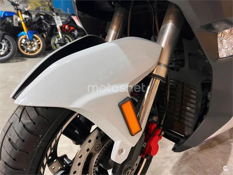 BMW C 650 – Vista 84