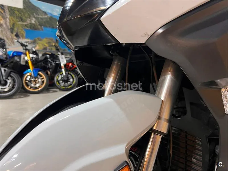 BMW C 650 – Vista 85