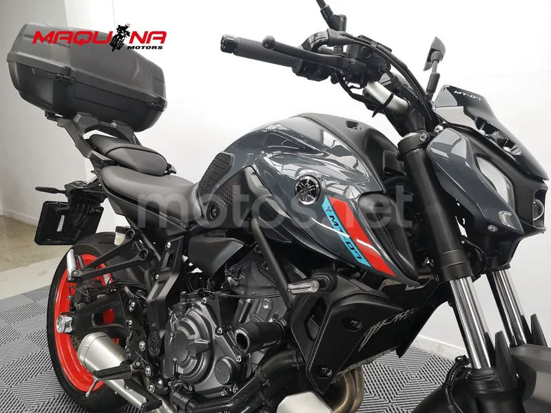 Yamaha MT-07 – Vista 14