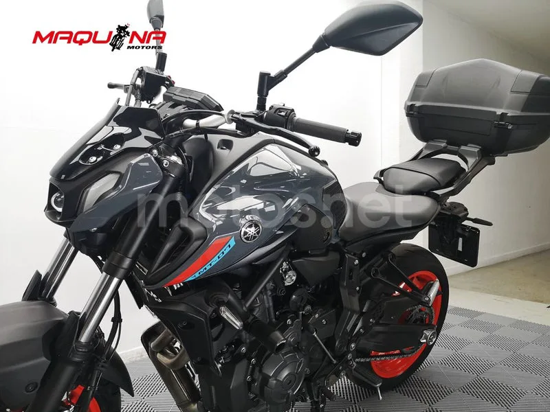 Yamaha MT-07 – Vista 21