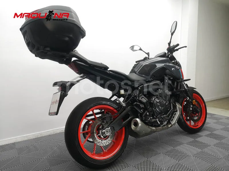 Yamaha MT-07 – Vista 5
