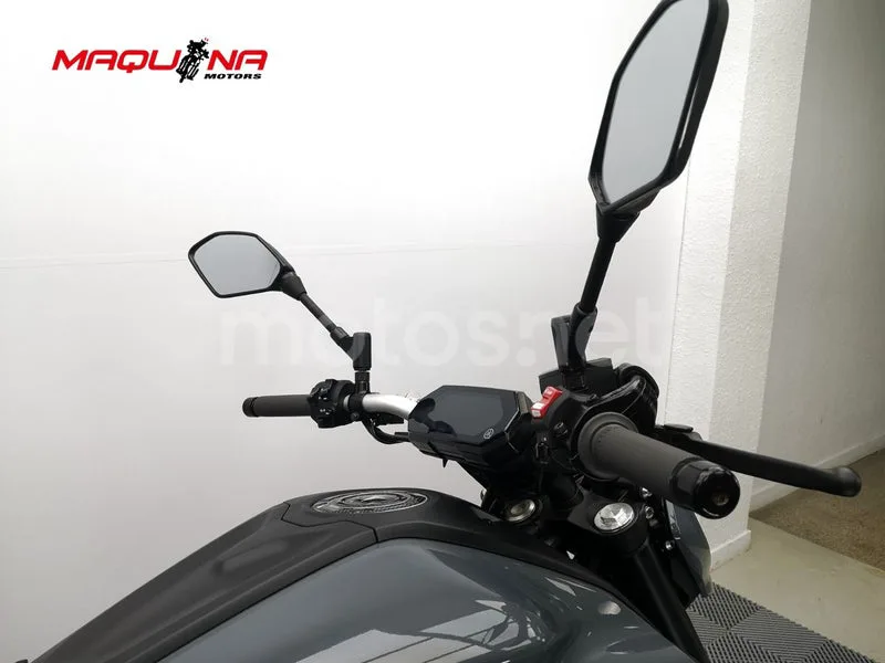 Yamaha MT-07 – Vista 8