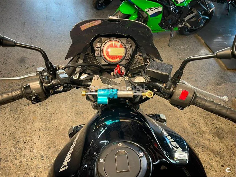 Kawasaki Z750 – Vista 6
