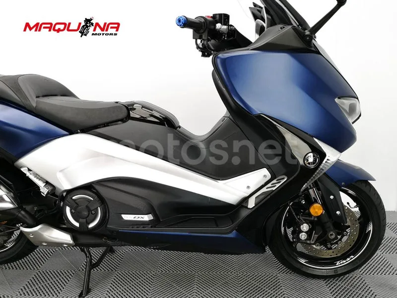 Yamaha TMAX – Vista 6