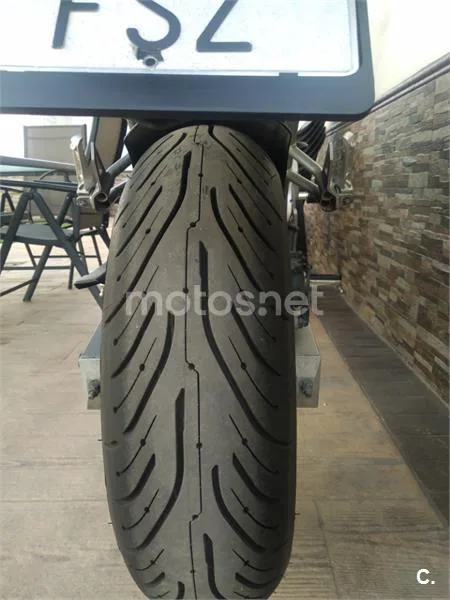 Yamaha FZ6 Fazer – Vista 4