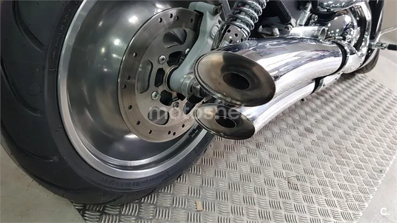 Harley-Davidson V-Rod – Vista 14