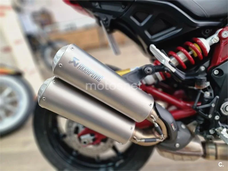 Indian FTR 1200 – Vista 3