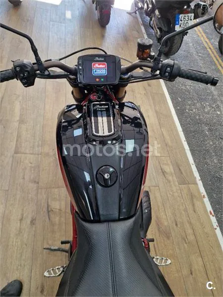 Indian FTR 1200 – Vista 6
