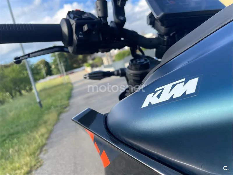 KTM 125 – Vista 5