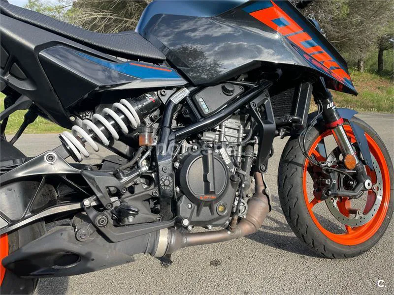 KTM 125 – Vista 10