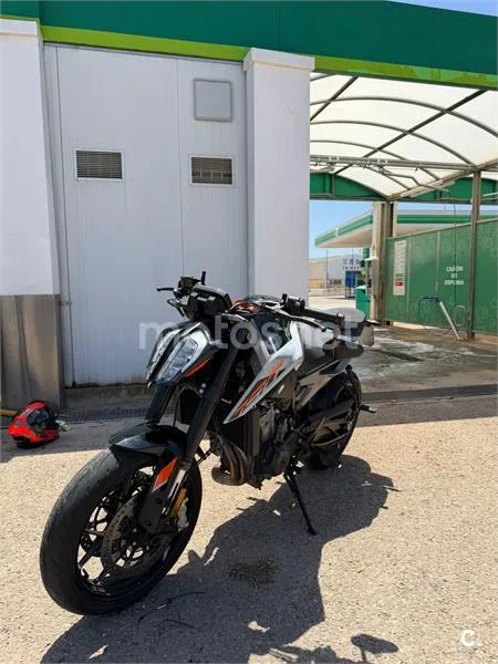 KTM 790 – Vista 3