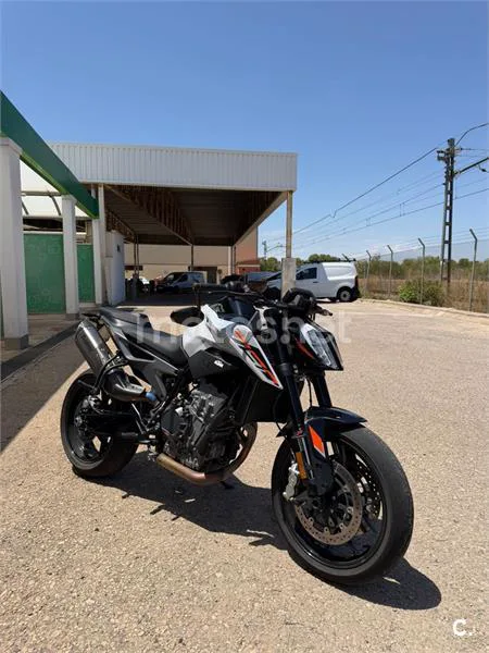 KTM 790 – Vista 4