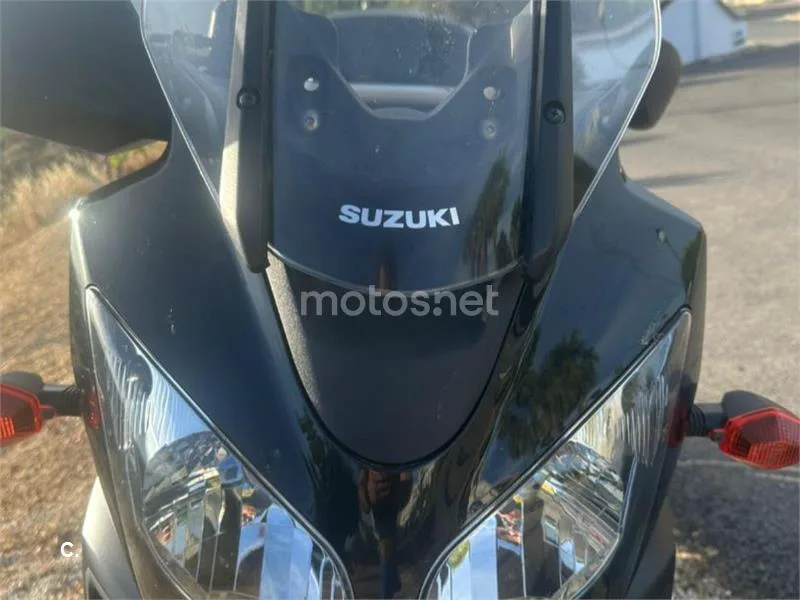 Suzuki V-Strom 650 – Vista 4