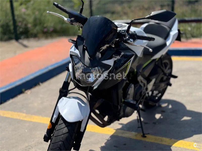 Kawasaki Z650 – Vista 3