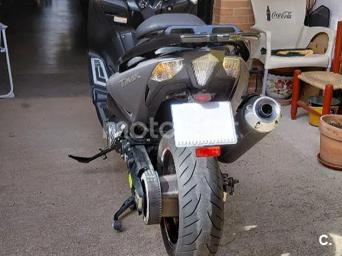 Yamaha TMAX 530 – Vista 17