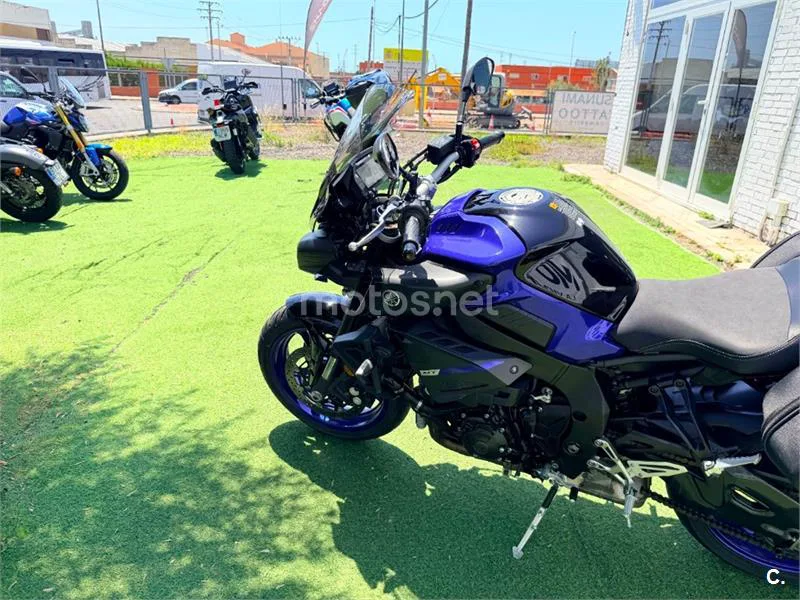 Yamaha MT-10 – Vista 18