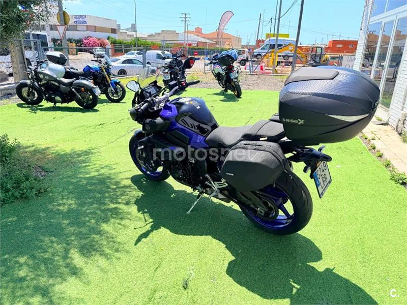 Yamaha MT-10 – Vista 20