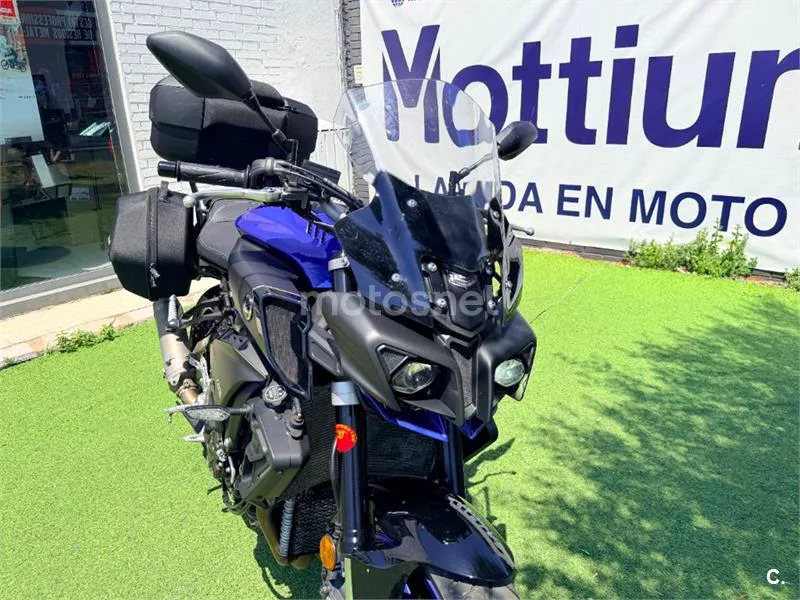Yamaha MT-10 – Vista 3