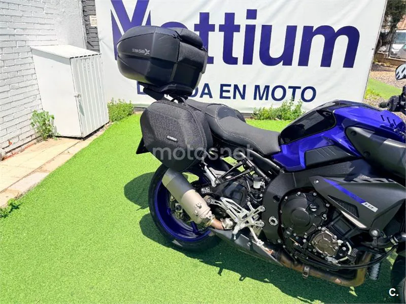 Yamaha MT-10 – Vista 8