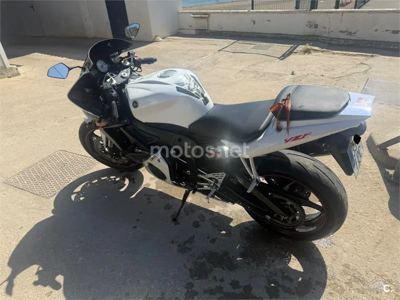 Yamaha R6 – Vista 3