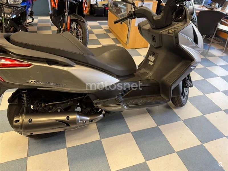 Kymco Super Dink 125 – Vista 11