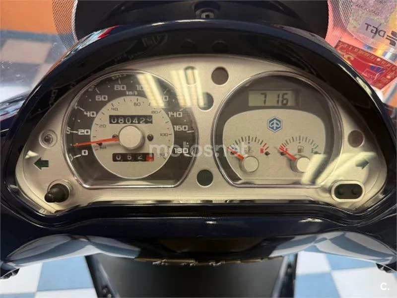 Piaggio Beverly 250 – Vista 14
