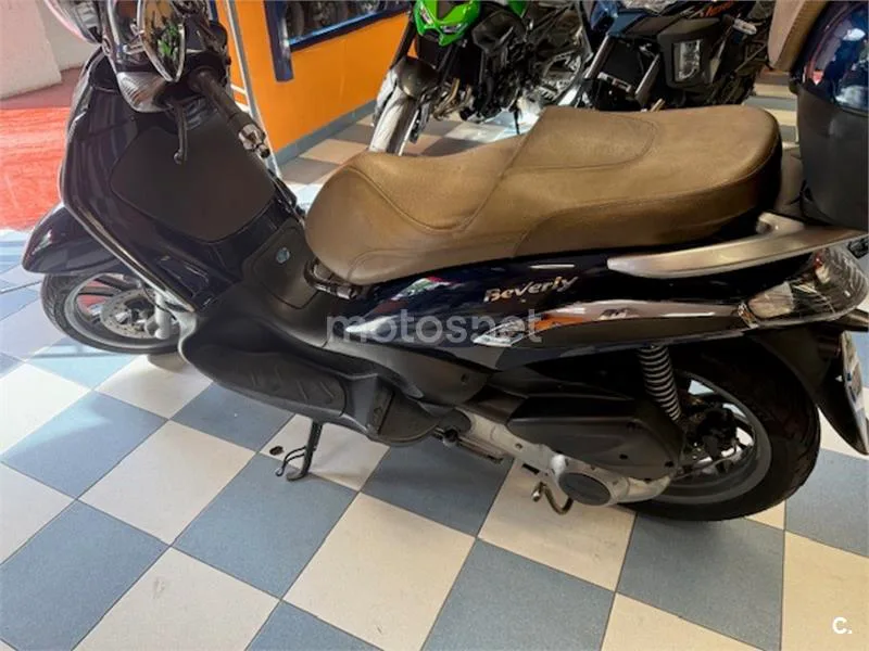Piaggio Beverly 250 – Vista 6